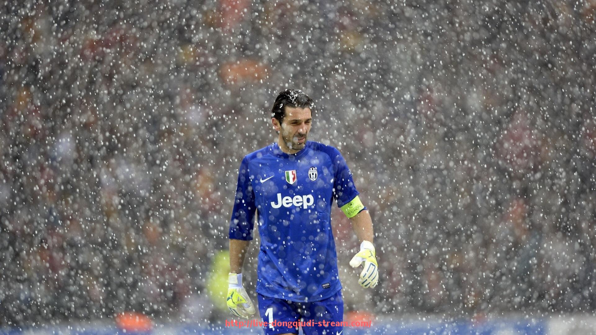 懂球帝直播-手机西甲联赛直播应用推荐及操作指南